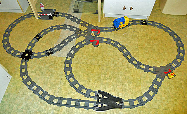 Duplo distributor layout